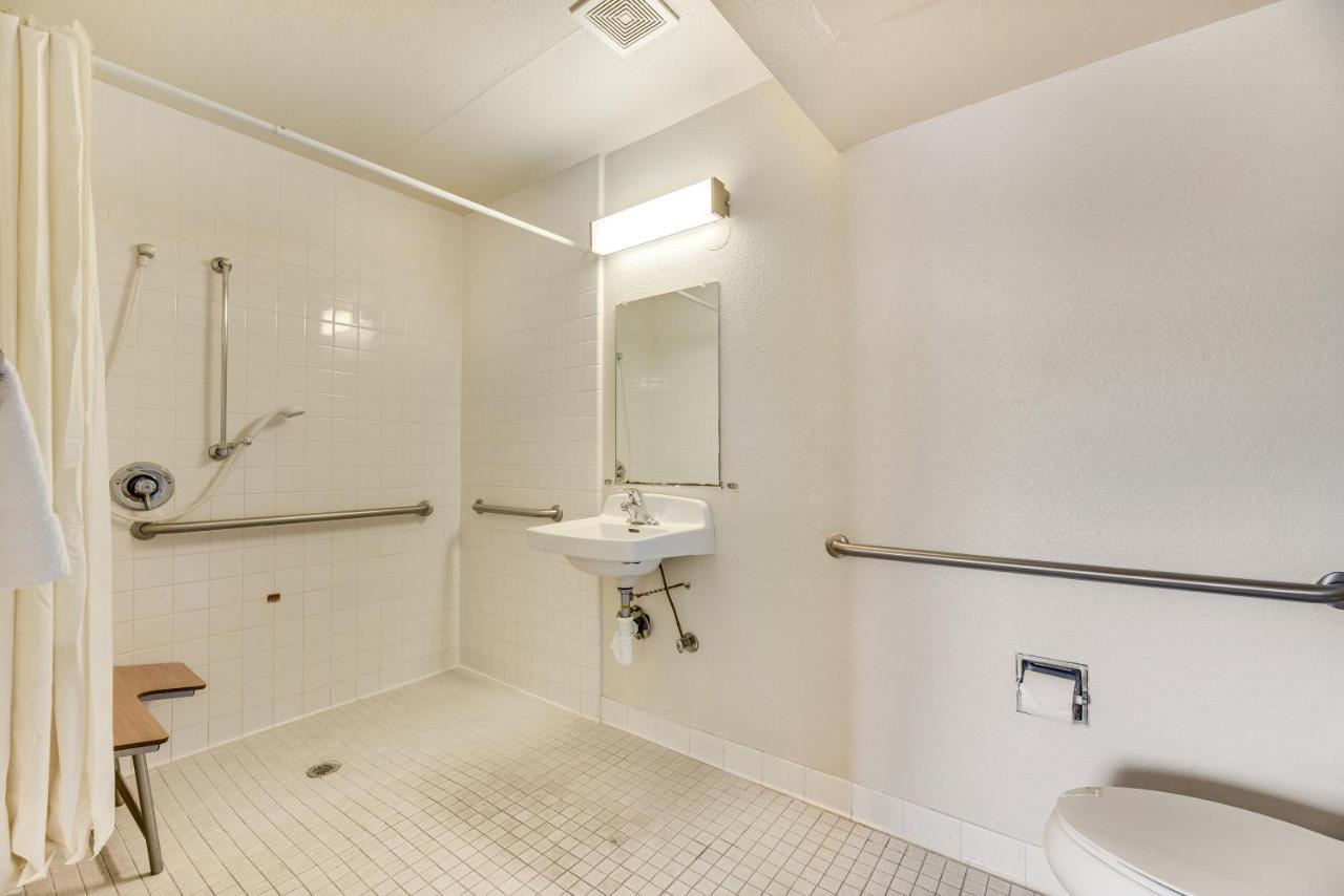 Econo Lodge Stockton Near I-5 Fairgrounds Exteriör bild