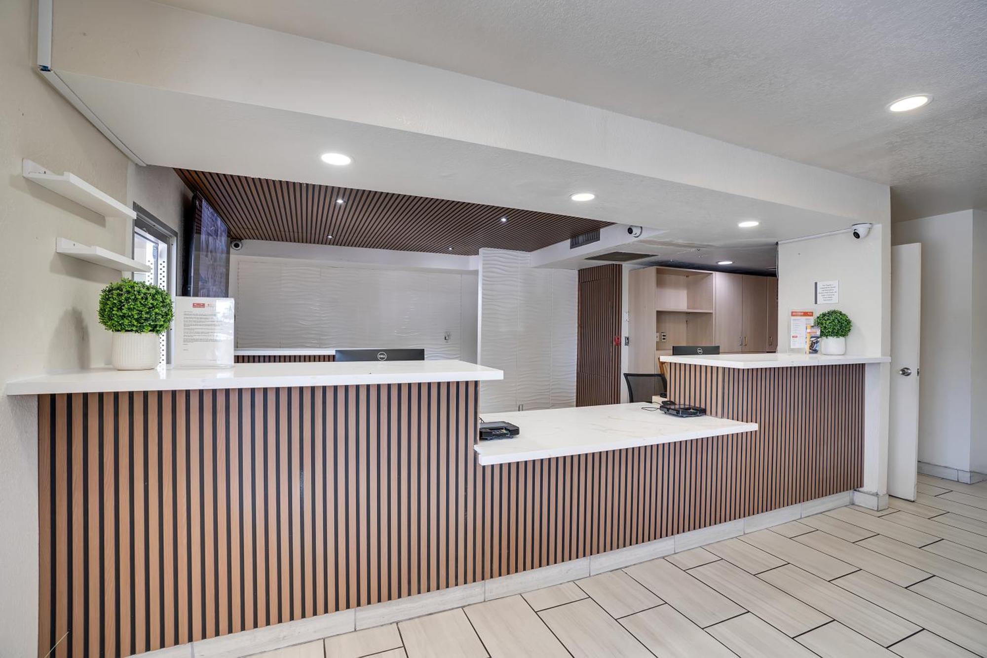 Econo Lodge Stockton Near I-5 Fairgrounds Exteriör bild
