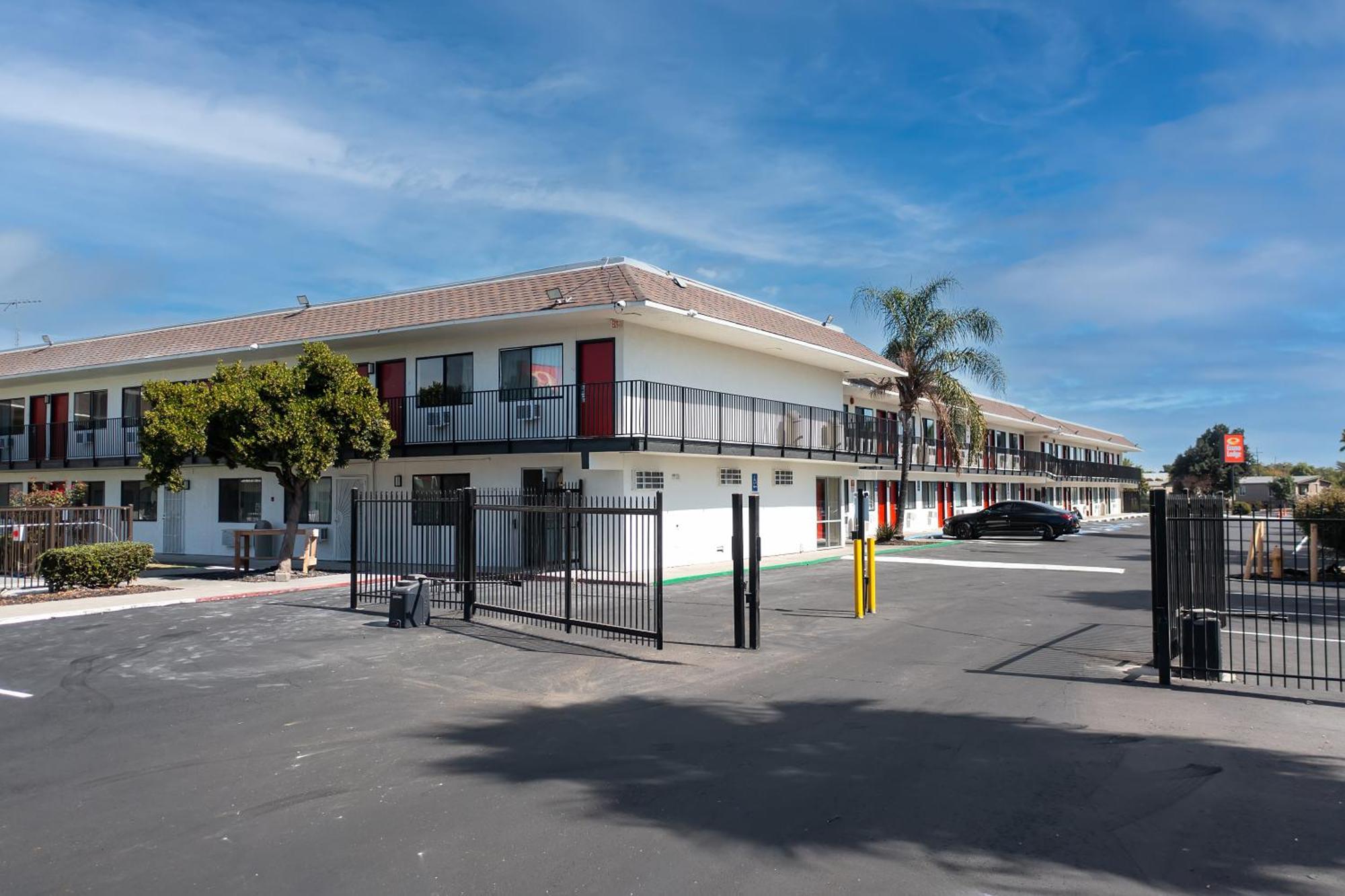 Econo Lodge Stockton Near I-5 Fairgrounds Exteriör bild