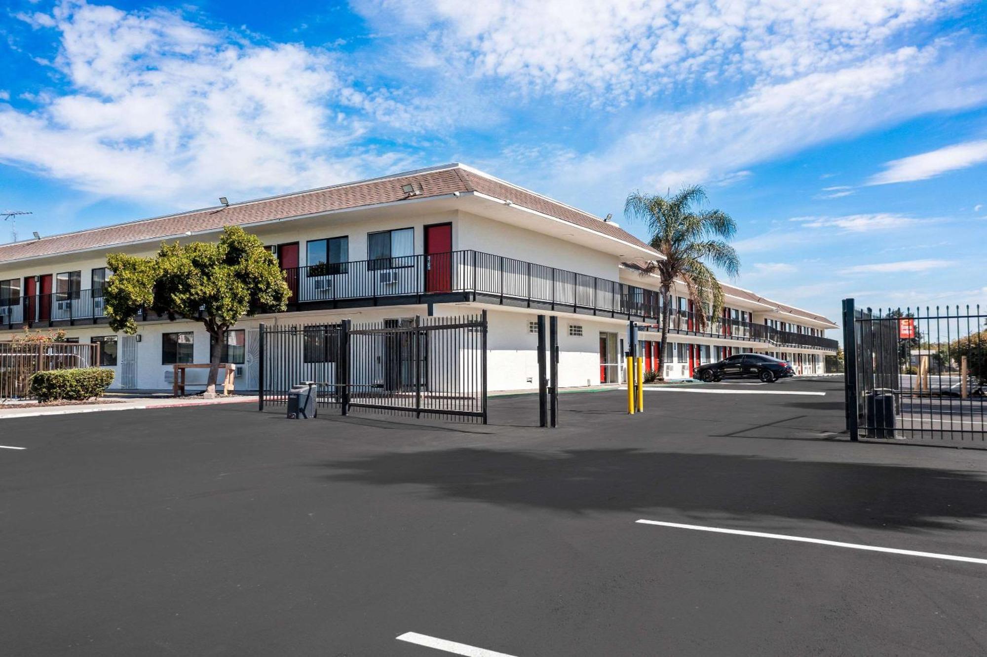 Econo Lodge Stockton Near I-5 Fairgrounds Exteriör bild